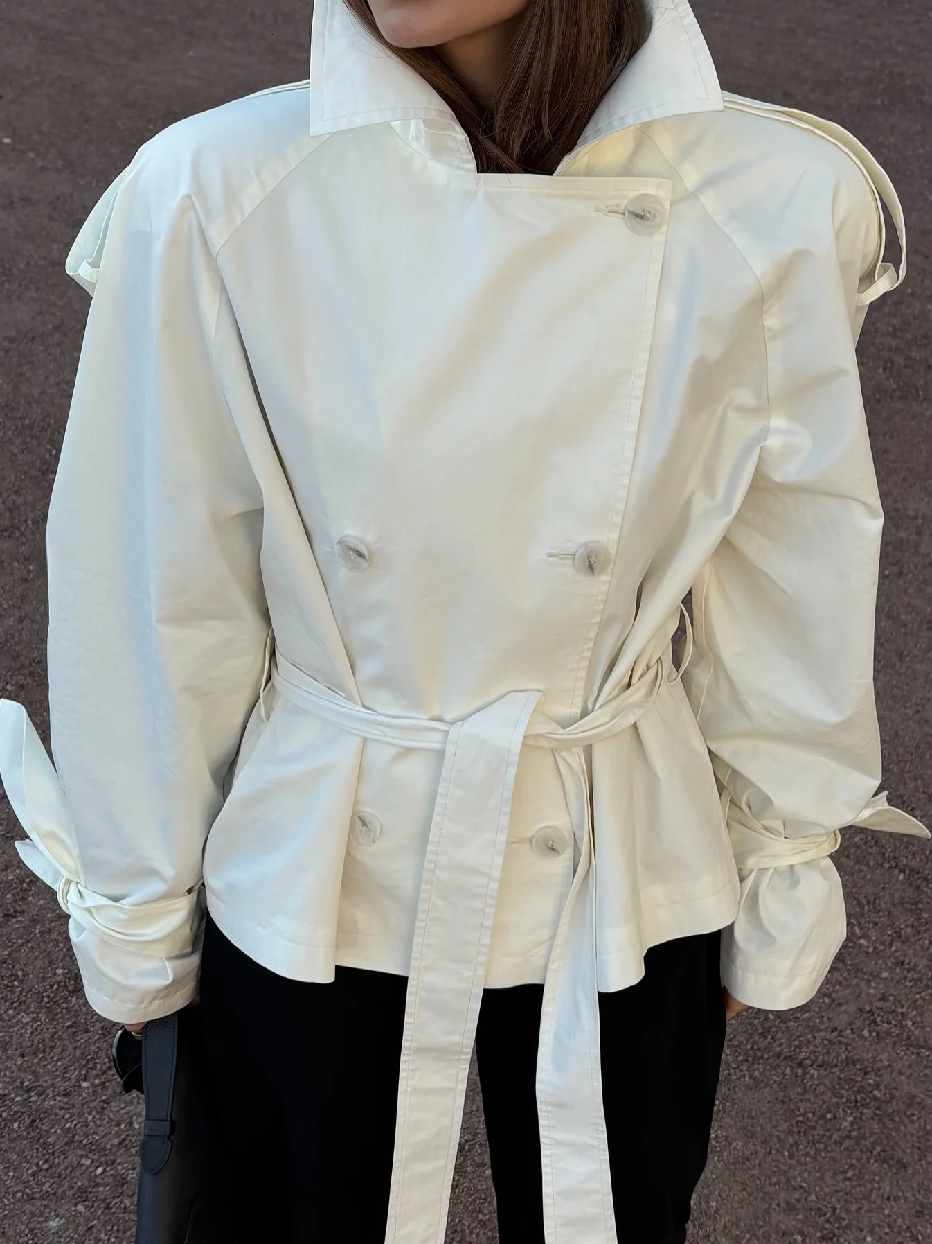 Double Breasted Waist Cinching Lace Up Short Windbreaker Women Retro Turndown Collar Long Sleeve Patchwork Coats Chic Lady Coat 251013