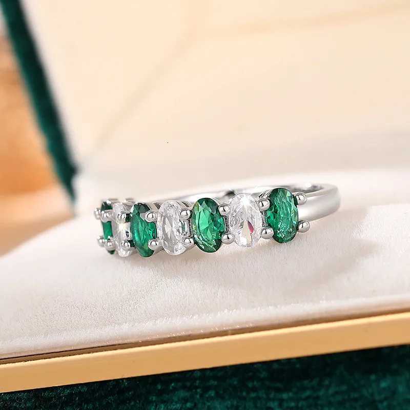 925 Sterling Silver Cubic Zirconia Rings for Women Silver Finger Accessories Lady for Wedding Band Jewelry GiftsXJ251025