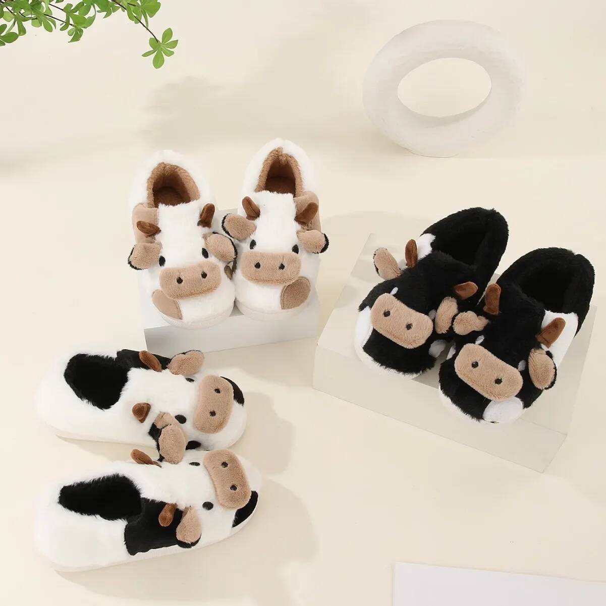 Winter Home Couples Warm Plush Neutral Cartoon Cow Indoor Anti Slip Comfortable Cotton Slippers for Men and Women ddmythur