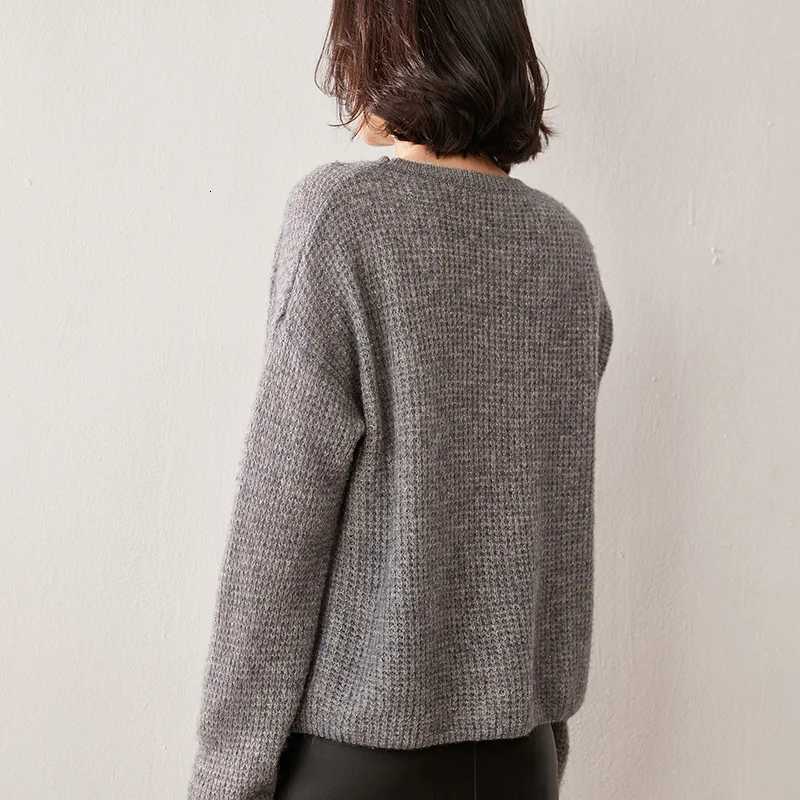 100 Cashmere Sweater for Women Pullover Corn Grain Shiny Silk Sweater Versatile Loose Round Neck Knitted Base Shirt for WomenT251025