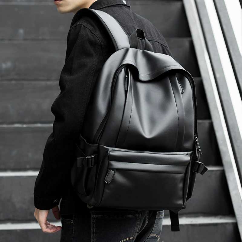 Leather Backpack for Men 14 inch Laptop Backpack Travel Daypack with USB Port Water Resistant Leather Business Daypack W251025