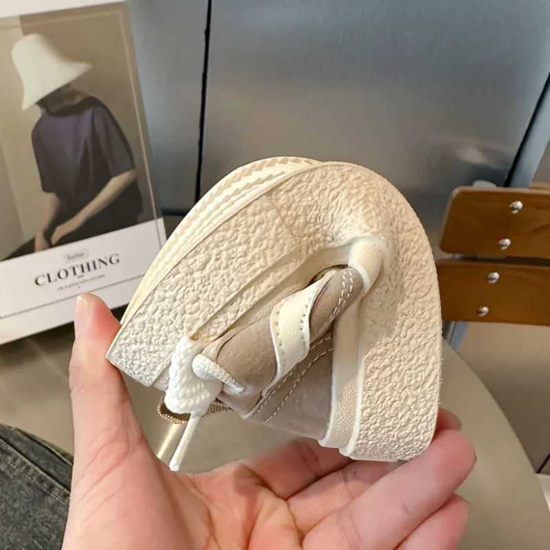 Girls Casual Shoes 2025 New Autumn Breathable Boys Girls Sports Shoes Childrens Antis Low Top Shoes Black Khaki 2637T251025 S251027