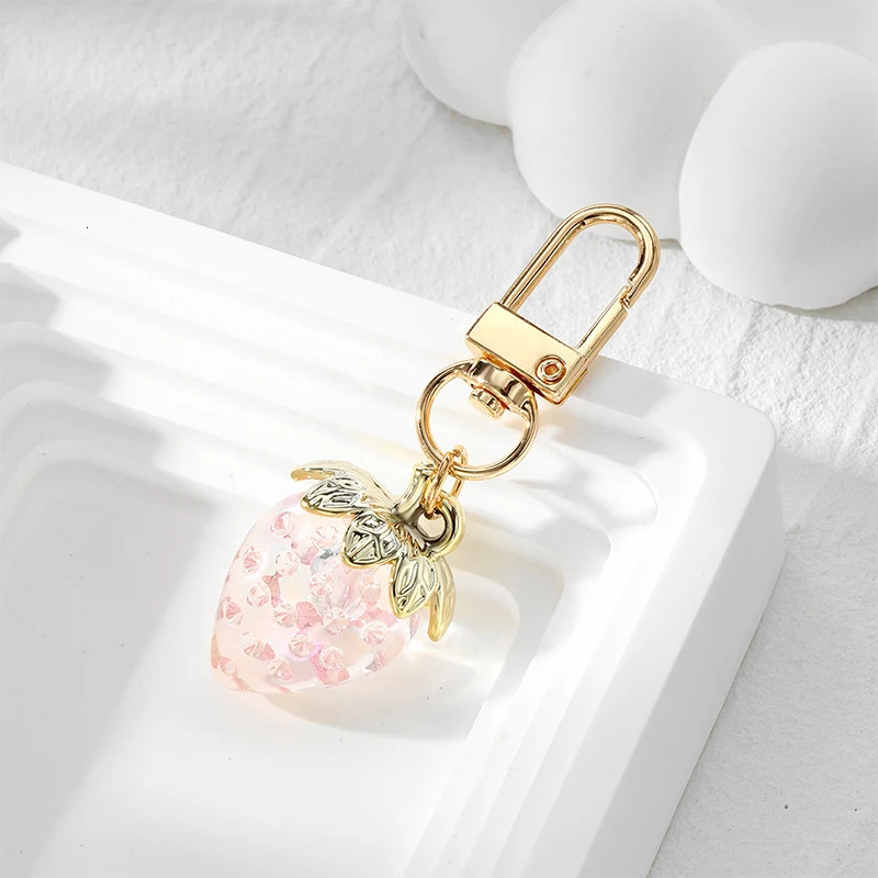 Transparent Strawberry Metal Key Chains Pendants Simulation Fruit Simple Personality Girl Sweet Bag Pendant Handmade Accessory 251021