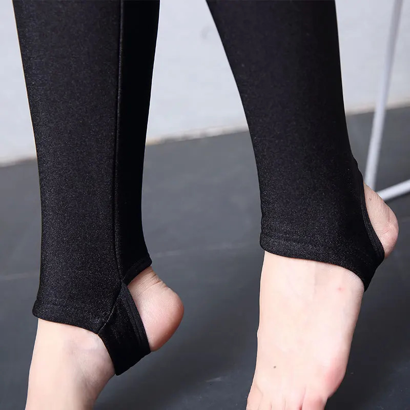 lady size XL high waist stretched cashmere leggings female autumn winter bright black legging step foot slim fit pencil pants 251018