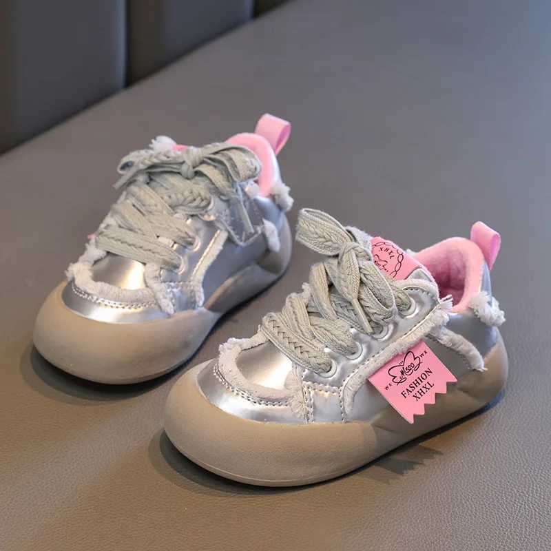 Tenis Girl Shoes Autumn Winter Fashion PU Leather Warm Cotton Shoe Lace Up Soft Sole Kids Sneakers Allmatch Nonslip Skate ShoeT251025