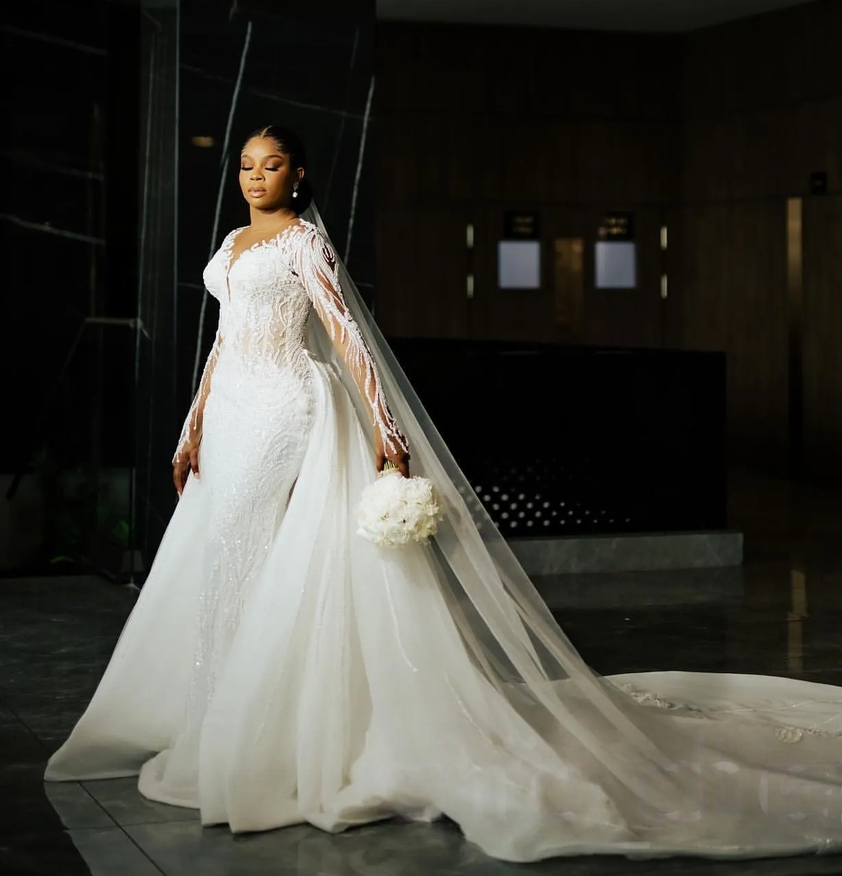 Luxurious Beads Lace Mermaid Wedding Dresses Long Sleeves African Aso Ebi Bridal Gowns With Detachable Train Champagne Jewel Neck 2026 Chapel Bride Dr