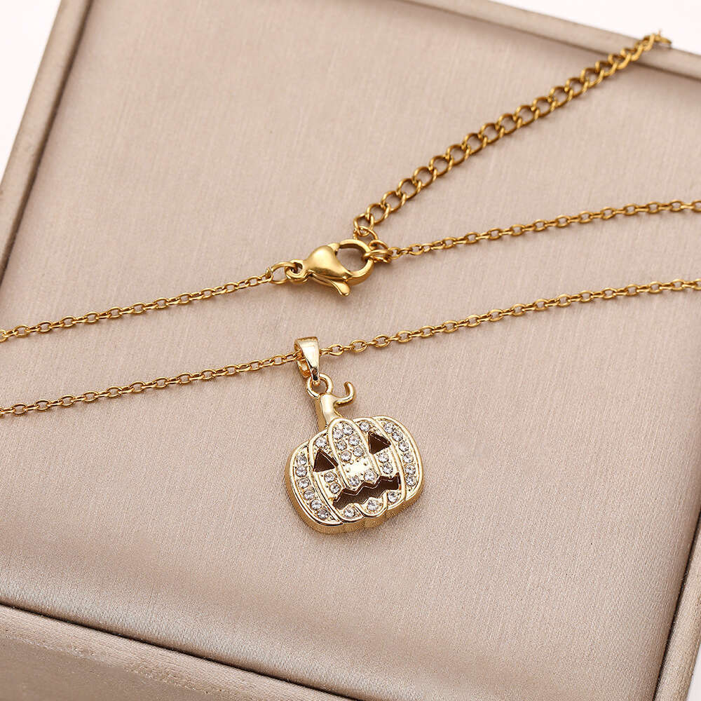 Cartoon Pumpkin Necklace for Women, High-End Halloween Necklace, Collarbone Chain, Niche Design Sense Jewelry