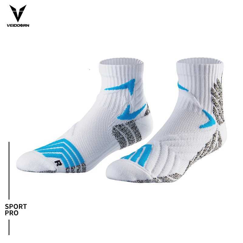 Professional Short Basketball Socks for Men Women Thicken Non Slip Soccer Golf Wear Running Socks Compression Y251024