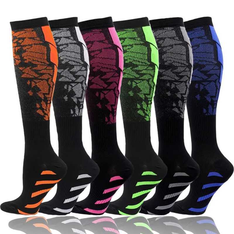 Compression Socks 2030mmhg High Stockings Men Women Sports Socks For Marathon Cycling Football Varicose Veins Pregnancy Nursing Y251024