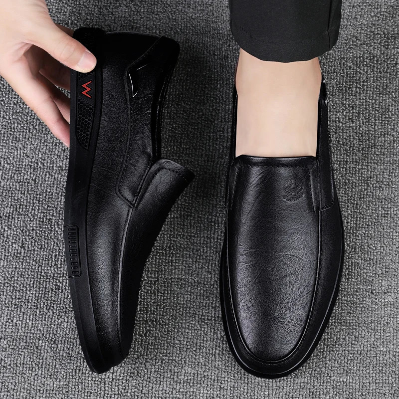 CLOHOO Mens Business Casual Shoes Handmade Layered Cowhide Rubber Bottom Leather Footwear for Office And Leisure 251023