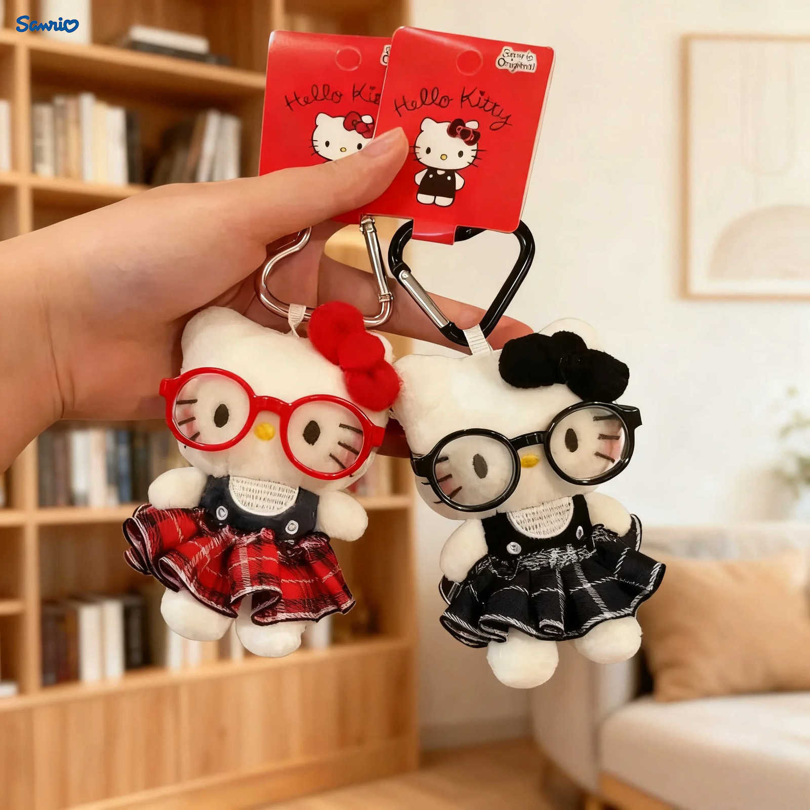 Sanrio Hello Kitty cartoon super cute glasses doll packaging decoration cute doll keychain Christmas gift for girls H251212