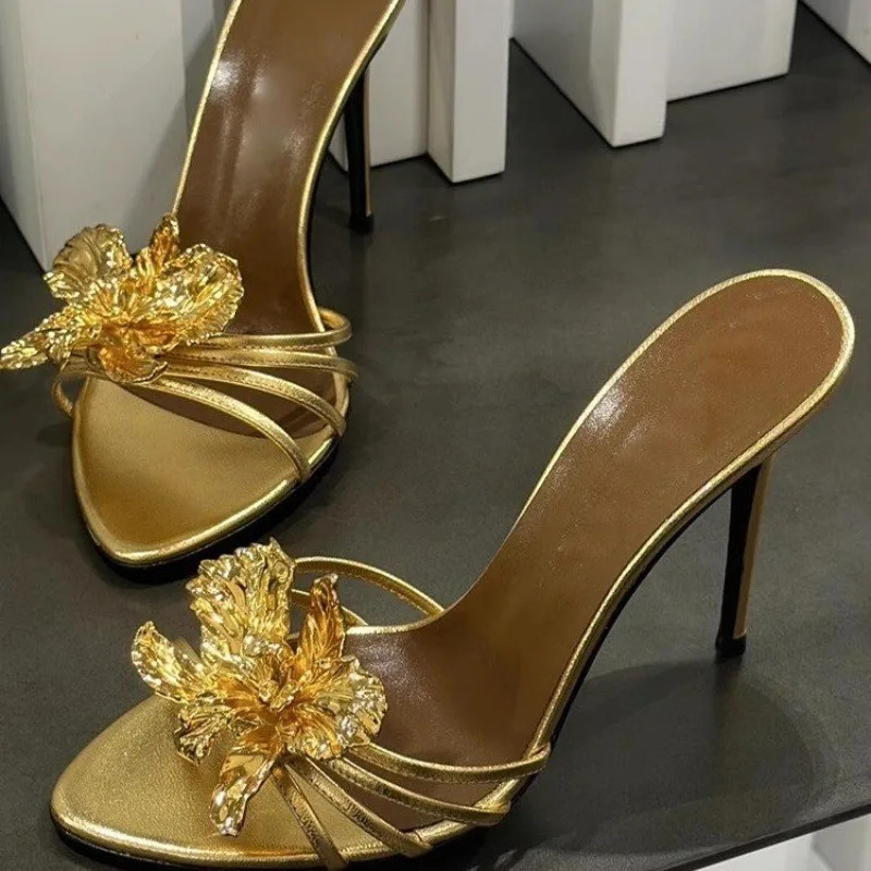 Womens Sandals Slippers Summer Metal Flowers Beautiful Fashion Sandals Womens Stiletto High Heels Black Sandals 251023