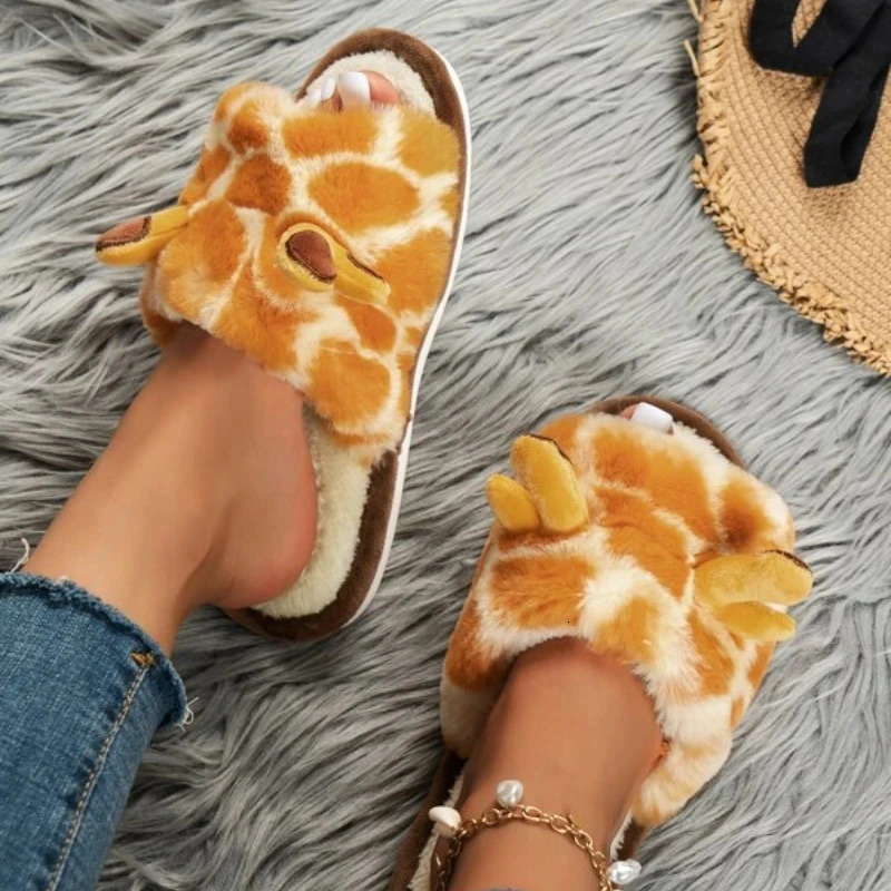 Winter Women Cute Home Plush Slippers Cartoon Giraffes Warm Faux Fur Lining Fluffy Cozy Flat Non Slip Sole Ladies Shoes251020