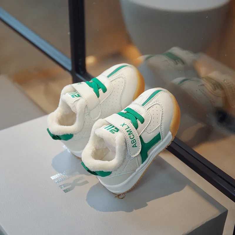 2024 Children Casual Shoes for Girls Boys Winter New Fashion Korean Style Soft Antislippery Versatile Learning Walking Shoes H260130