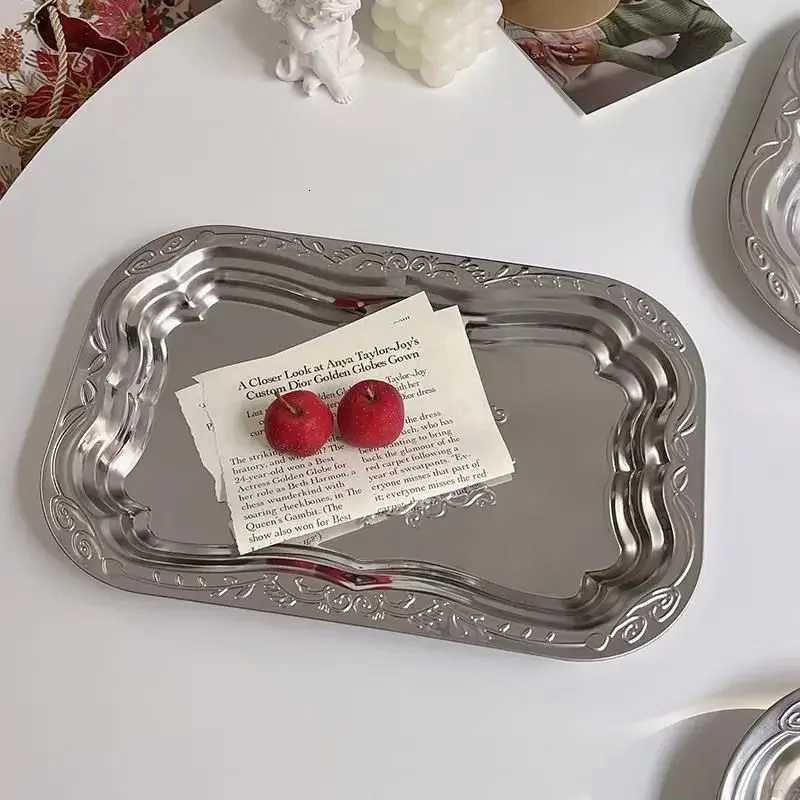 1PCS Stainless Steel Rectangar Tray with Embossed Design for Kitchen Living Ro Storage Durable Fruit Snack Cake Serving Dish Y251025