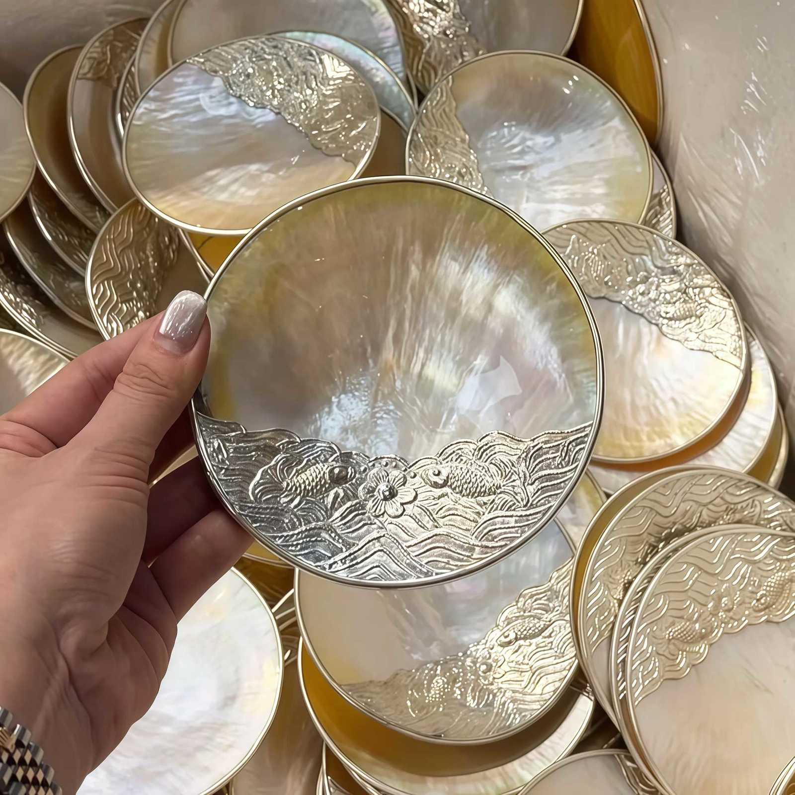 Exquisite Natural Shell Plate w Conch Condiment Dish Handmade Craft Gift Unique Friend Present Decorative Tableware Y251025