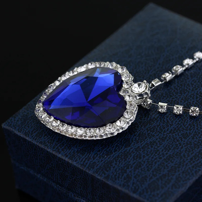 European and American Ocean Heart Titanic Blue Pendant Necklace Fashionable Shining Zircon Eternal Love Red Sweater Cha 251023