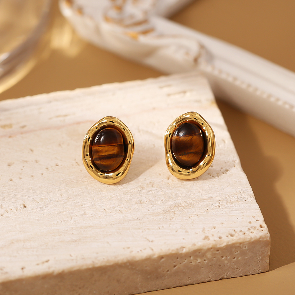 Designer earrings Retro minimalist irregular pearl earrings high-end exquisite personalized niche Geometric Earrings gold earrings luxury earrings gif