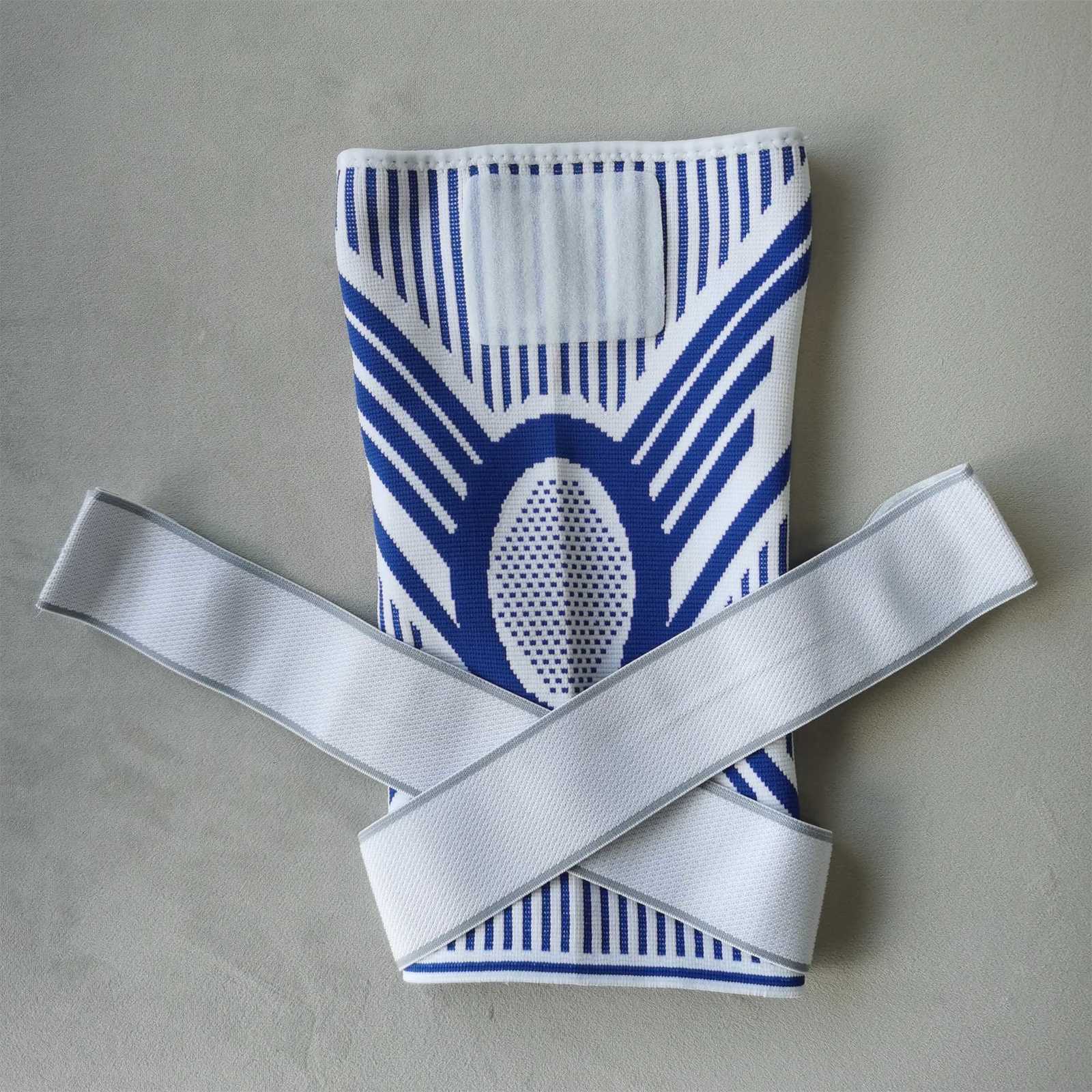 1PC Men Compression Sport Crossfit Knee Pads Fitness Gear Elastic Basketball Volleyball Knee Brace with Long Straps Y251024