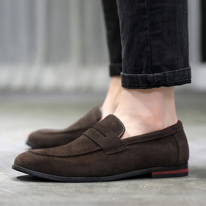 Mens Casual Shoes Suede Loafers Fashion Slip on Leather Shoes Soft Solid Dress Shoes Wedding Flats Plus Size Business Men Shoe 251023