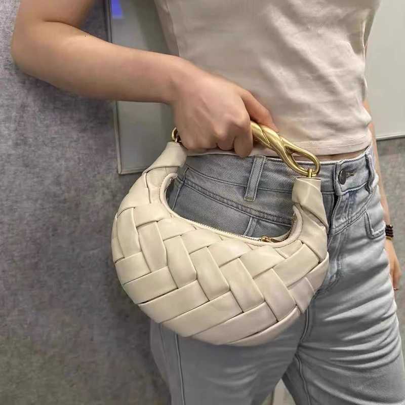 Classic Half Moon Bags For Women Luxury Designer Handbag And Purse 2025 New In PU Metal Top Handle Cross Braided Wrist Shoulder Z251024