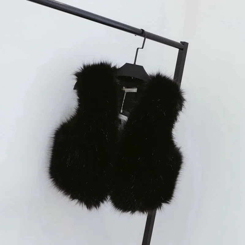 Women Autumn Winter Warm Thicken Faux Fox Fur Vest Fashion Solid Soft Plush Sleeveless Outerwear Ladies Short Vneck Waistcoat 251018