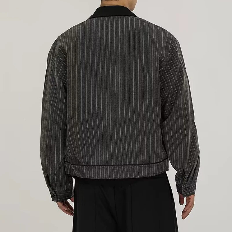 Autumn Jacket Mens Japanese Korean Streetwear Fashion Show Striped Rivet Splice Short Women Coat Couple Spring Outerwear 251015