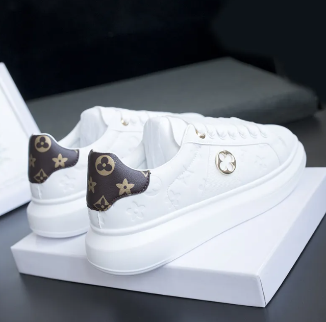 luxury NEW designer Running Shoes mens womans high quality letter sport outdoor trainers casual vintage Height Increasing shoes white