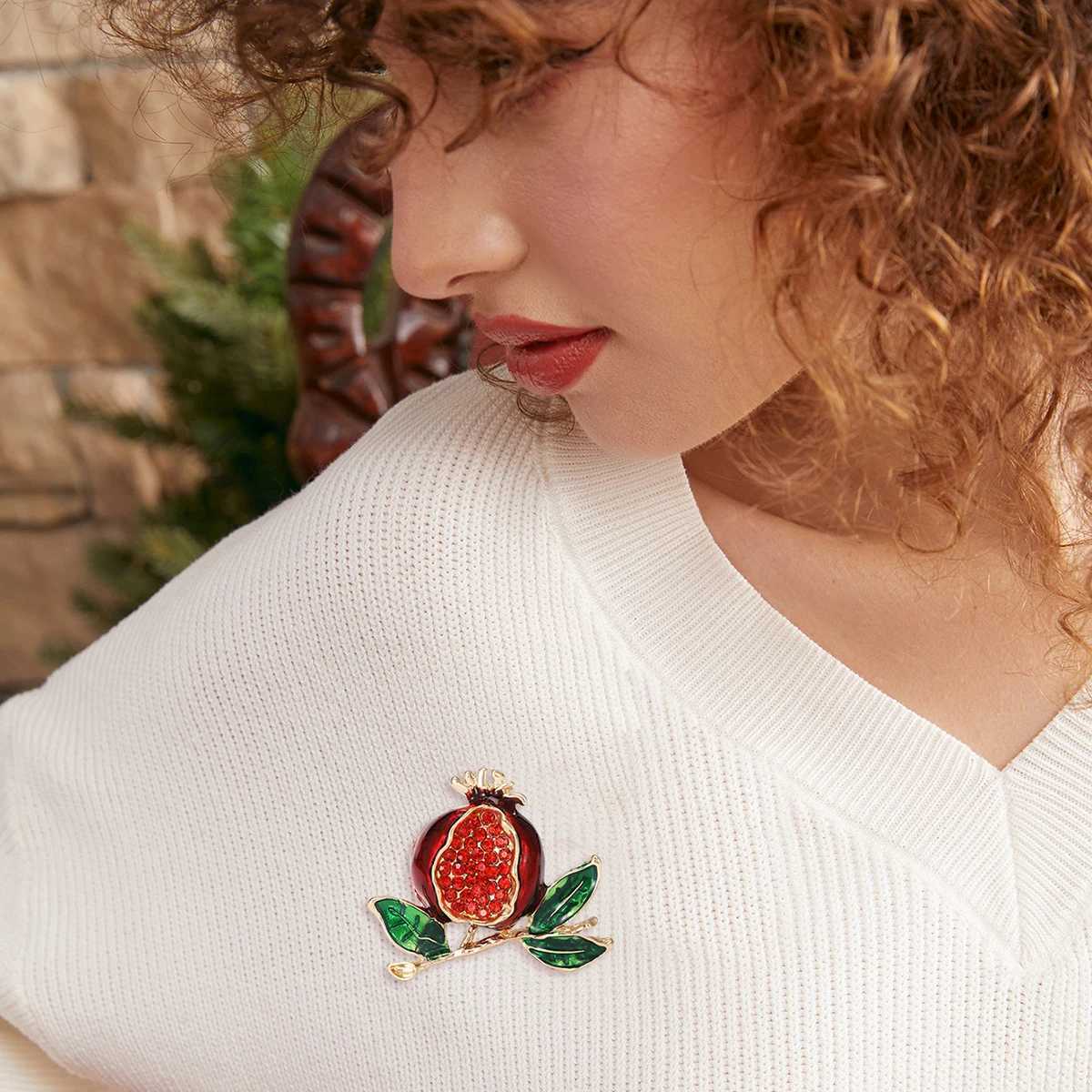 BeautBerry Enamel Pomegranate Brooches for Women Unisex 3color Rhinestone fruits Party Casual Brooch Pin Gifts J251115
