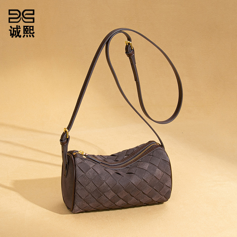 Luxury Brand Designer Bag New Nubuck Leather Handwoven Bag, Light Luxury Niche Shoulder Underarm Bag, Handheld Versatile Trendy Crossbody Pillow Bag