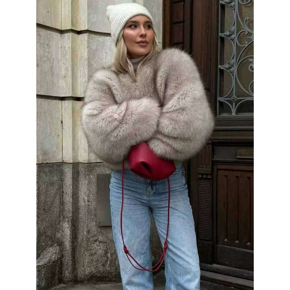 2025 Fashion Women's Artificial Fur Effect Short Jacket Winter Female Thick High Street Vintage Loose Warm Streetwear