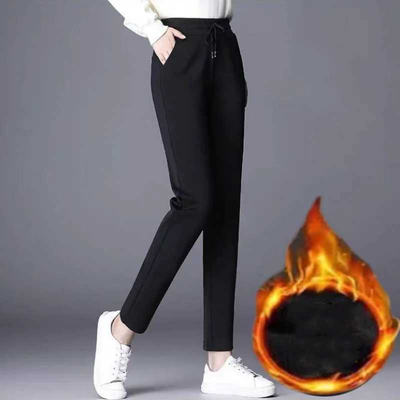Korean Fashion Fleece Thicken Women Black Sports Pants Autumn Winter Elastic High Waist Slim Streetwear Versatile Casual TrouserT251025
