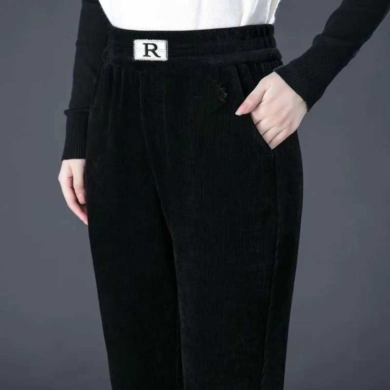 Plush Thick Casual Pants Womens Elastic High Waist Warm Lamb Fur Lined Harlan Pants Loose Corduroy Straight Trousers SweatpantsT251025