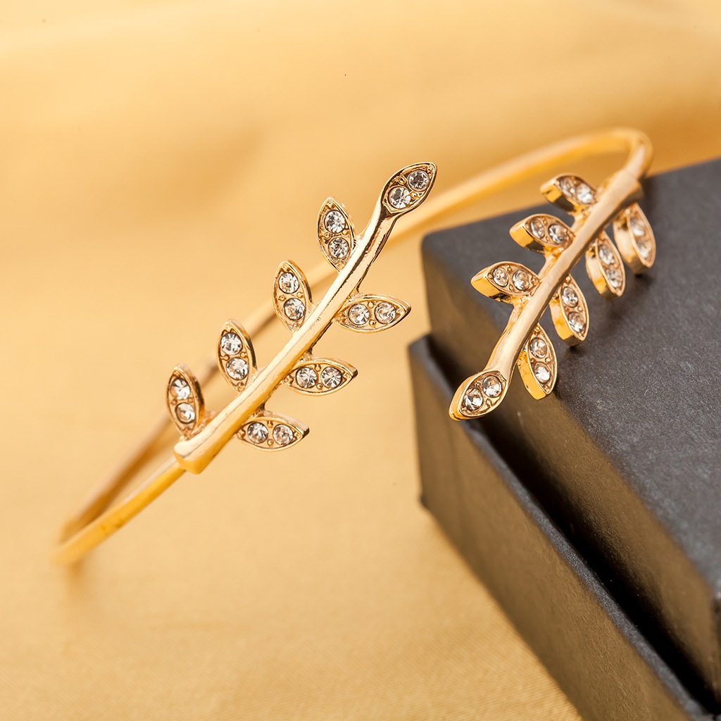 Korean Style New Minimalist Fashion Inlaid Dia Open Geometric Leaf Bracelet Women's Jewelry