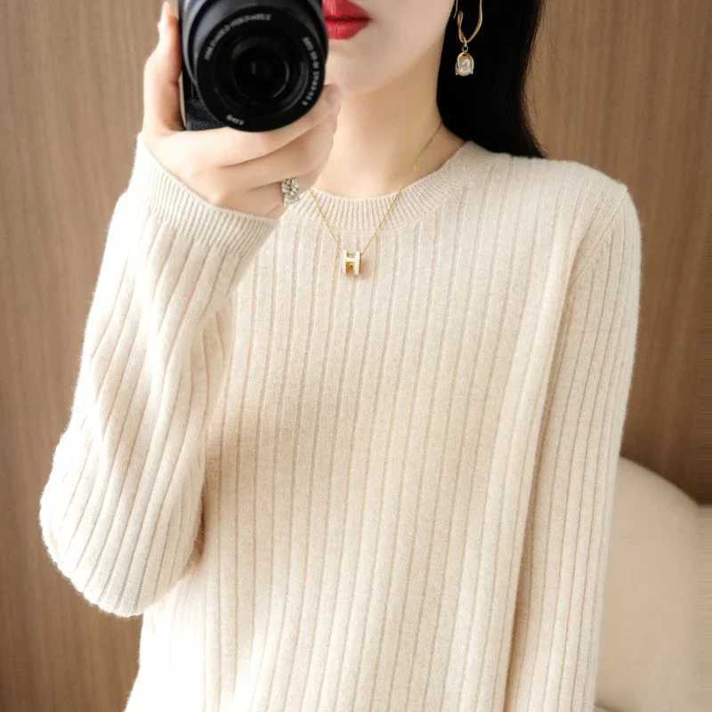 2025 Women Sweaters Autumn Winter Long Sleeve Pullovers Oneck Stripe Warm Pullover Korean Fashion Bottoming Shirts Loose JumperT251025