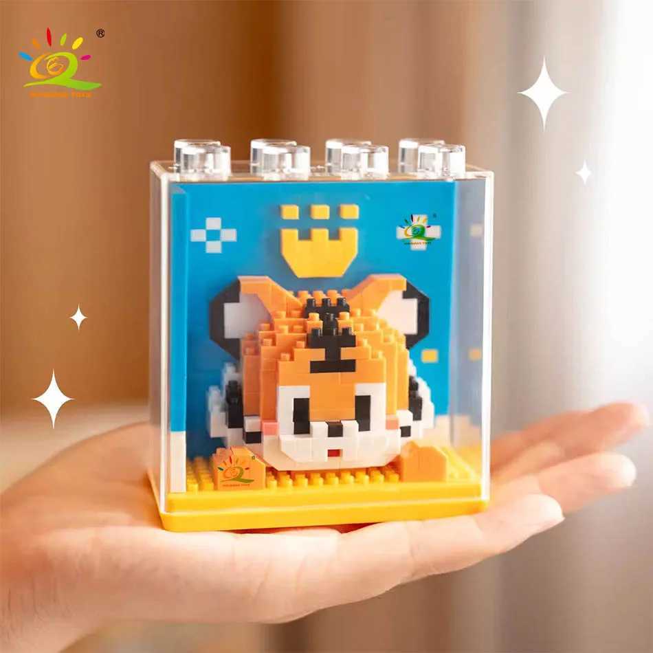 HUIQIBAO Cute animal Micro Panda Model Building Block Kids Mini Pets With Display box City Cartoon Animal Diamond Bricks Toys C251023