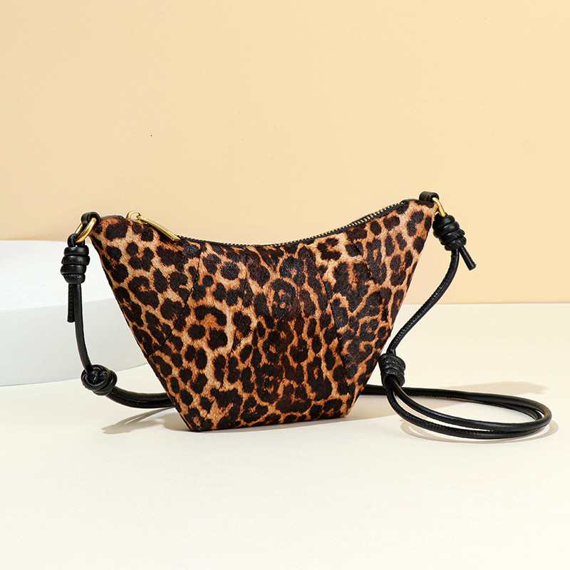 New High-End for Women French Niche Design Croissant Leopard Print Horsehair Genuine Leather Dumpling Bag