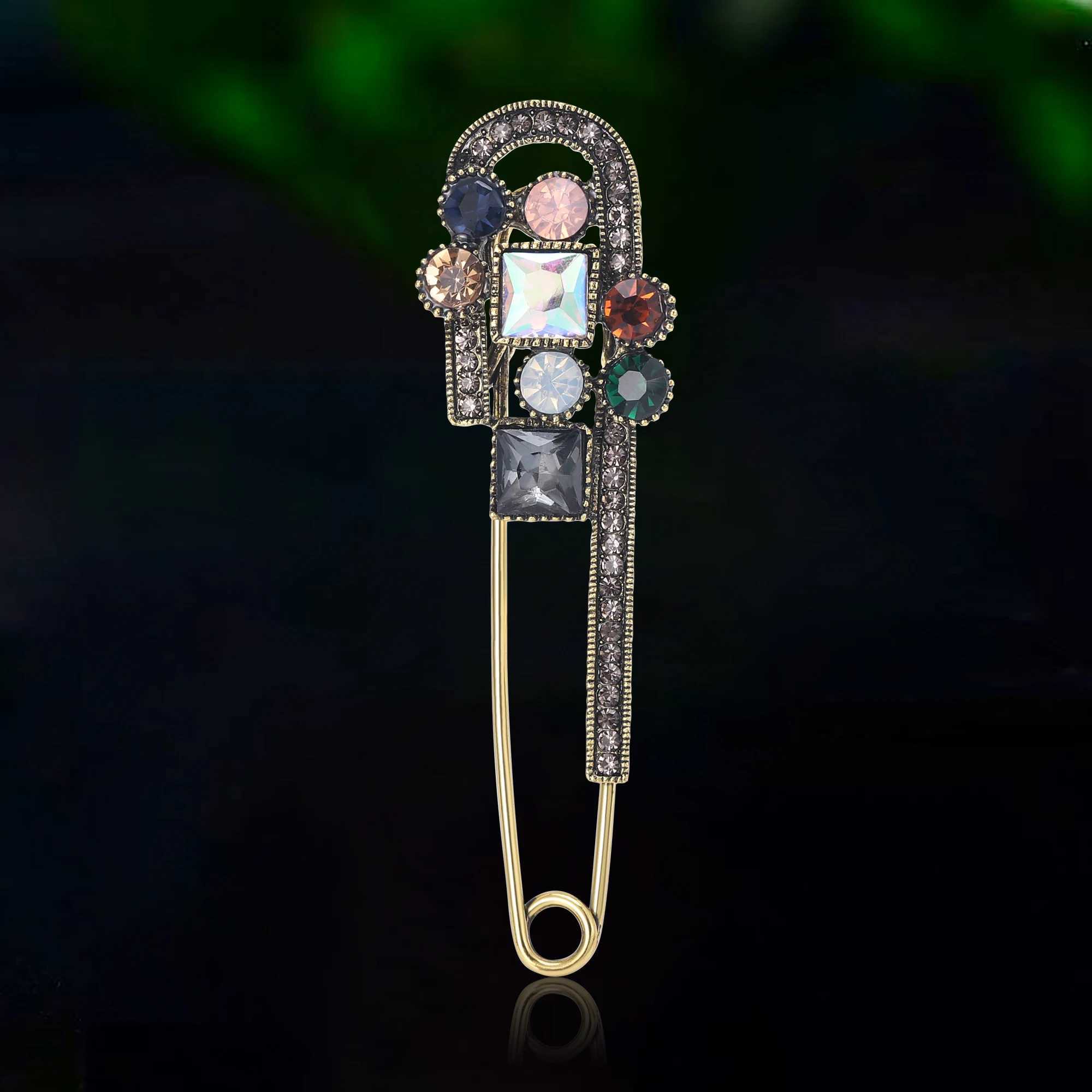 Fashionable Rhinestone Star Brooches for Women Elegant Flower Pins Event Gift Party Backpack Decoration Clothes Accessories J251115