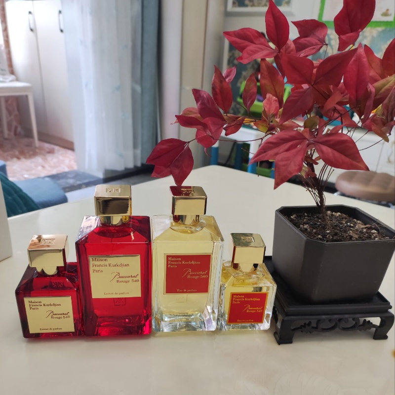 10A 2025 AAA High-End Cologne Baccaratt Rougue 540 Perfum 70Ml Women Parfum Neutral Fragrance Long Lasting Good Smell Men Perfume Wholesale