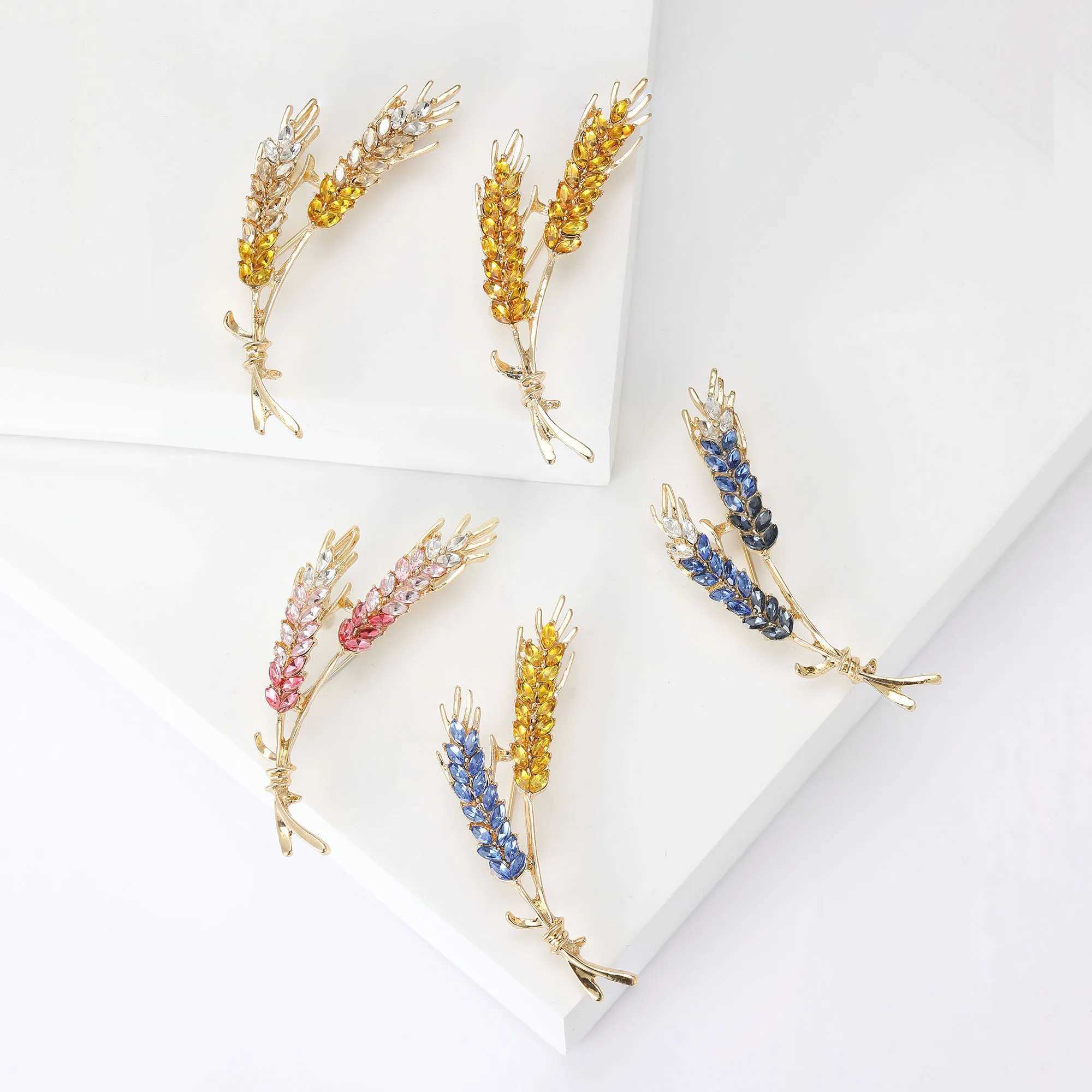 Trendy Rhinestone Wheat Ear Brooch for Women Ukrainian Wheats Pin Enamel Plant Badges Event Party Decoration Clothes Accessories J251115