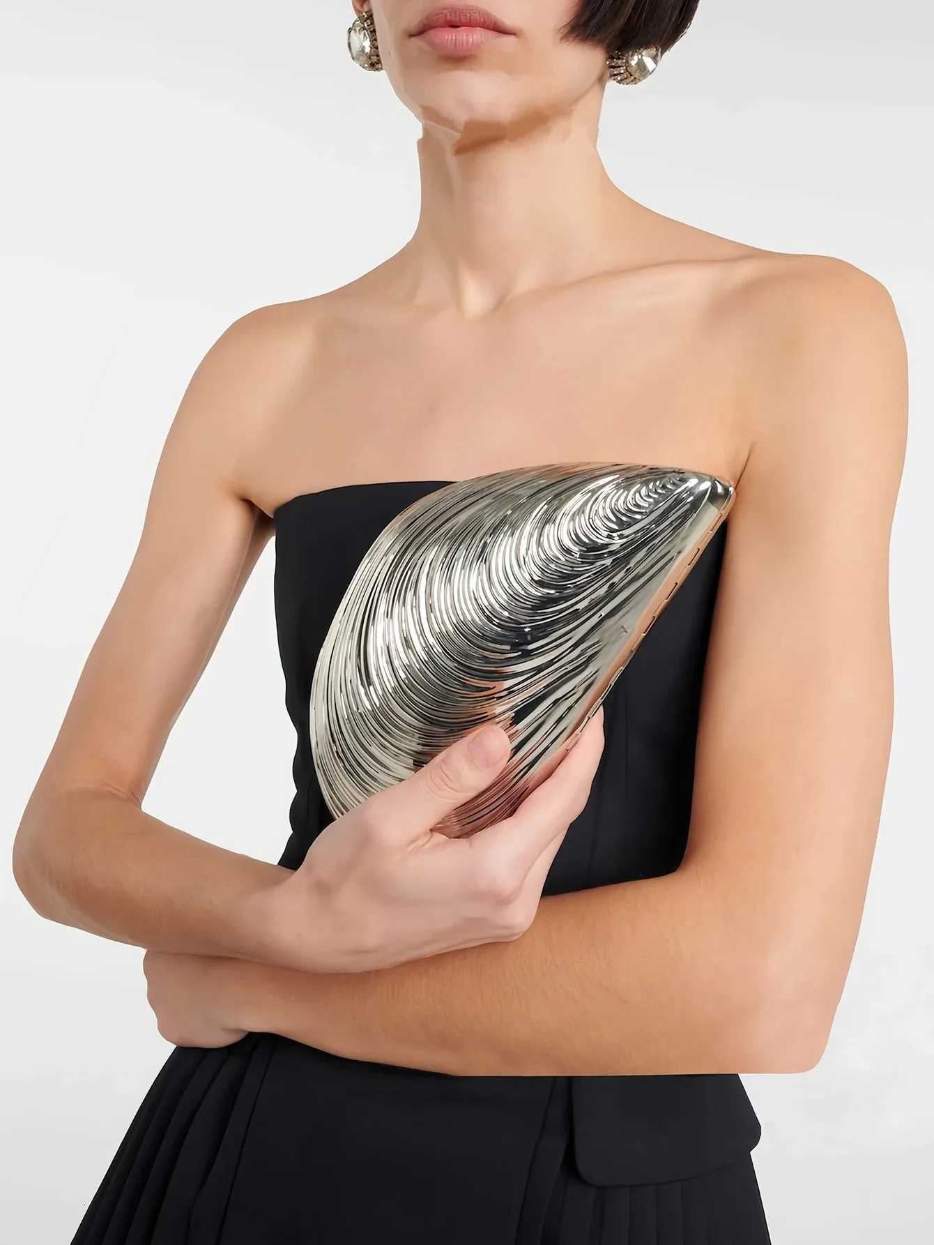 Retro Golden Silver Metal Large Shell Acrylic Bag New Banquet Party Hand AllInclusive Womens Shoulder Crossbody Evening Bags Z251024