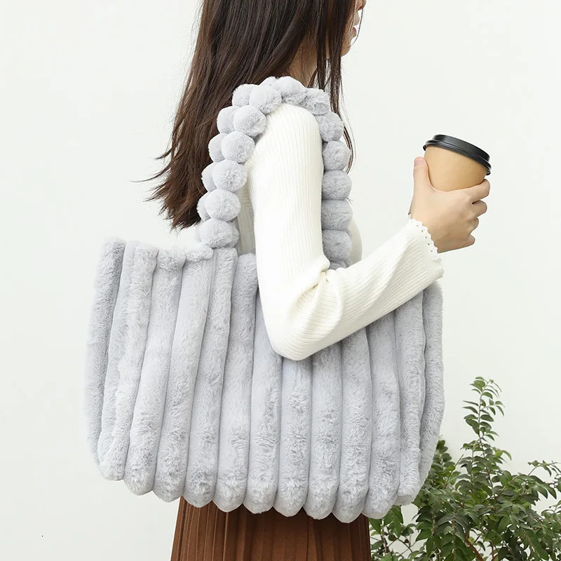 Large Capacity Plush Tote Bag Stiped Faux Fur Shoulder Womens Soft Fluffy Handbag 251018