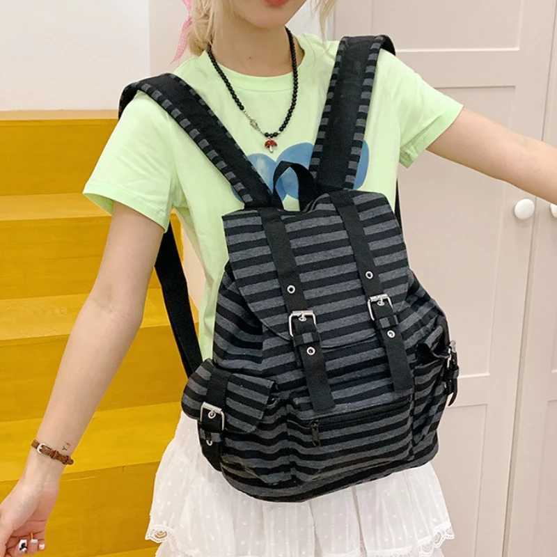 Retro Y2k Casual Striped College Backpack Korean Style School Bag Large Capacity Versatile Bookbags Leisure Kpop Girls Women Bag W251025