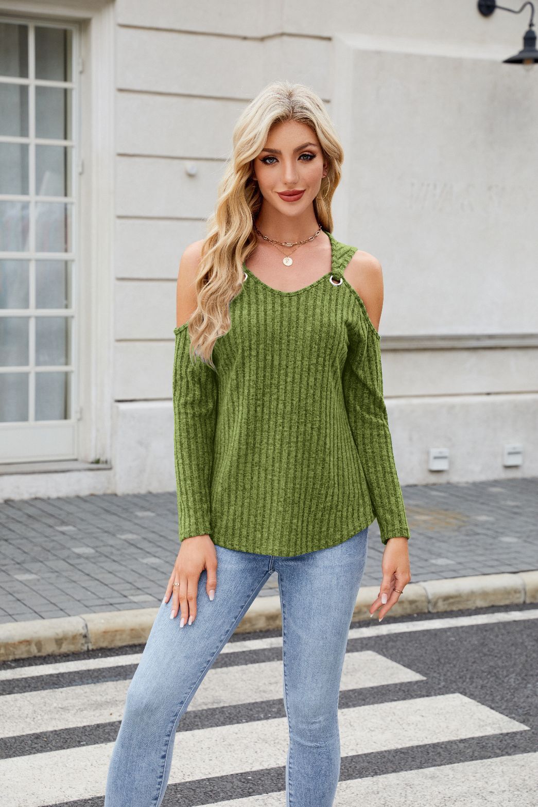 2025 New Womens Autumn and Winter Knitted Tops fashion Off Shoulder Tshirt Women