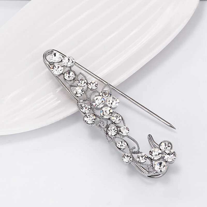 Inlaid Charming Refined Crystal Rhinestone Branch Brooches hijab pins for Man Women Suit Scarf Flower Brooch Pin Jewelry2019 J251115