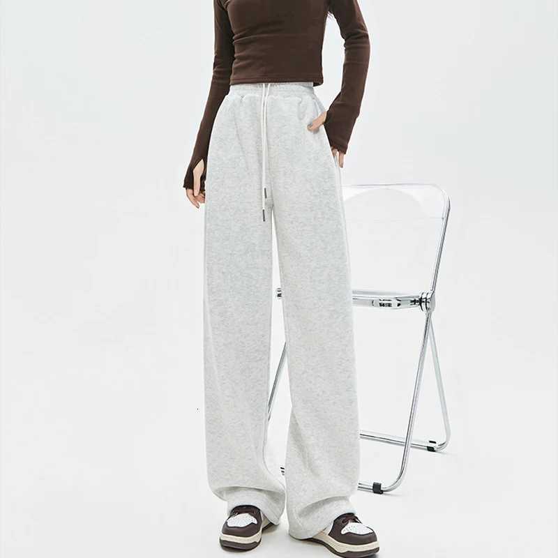 Autumn Winter Thick Plush Sports Pants Women 2025 Elastic High Waist Warm Sweatpants Woman Thicken Wide Leg Casual Pants FemaleT251025