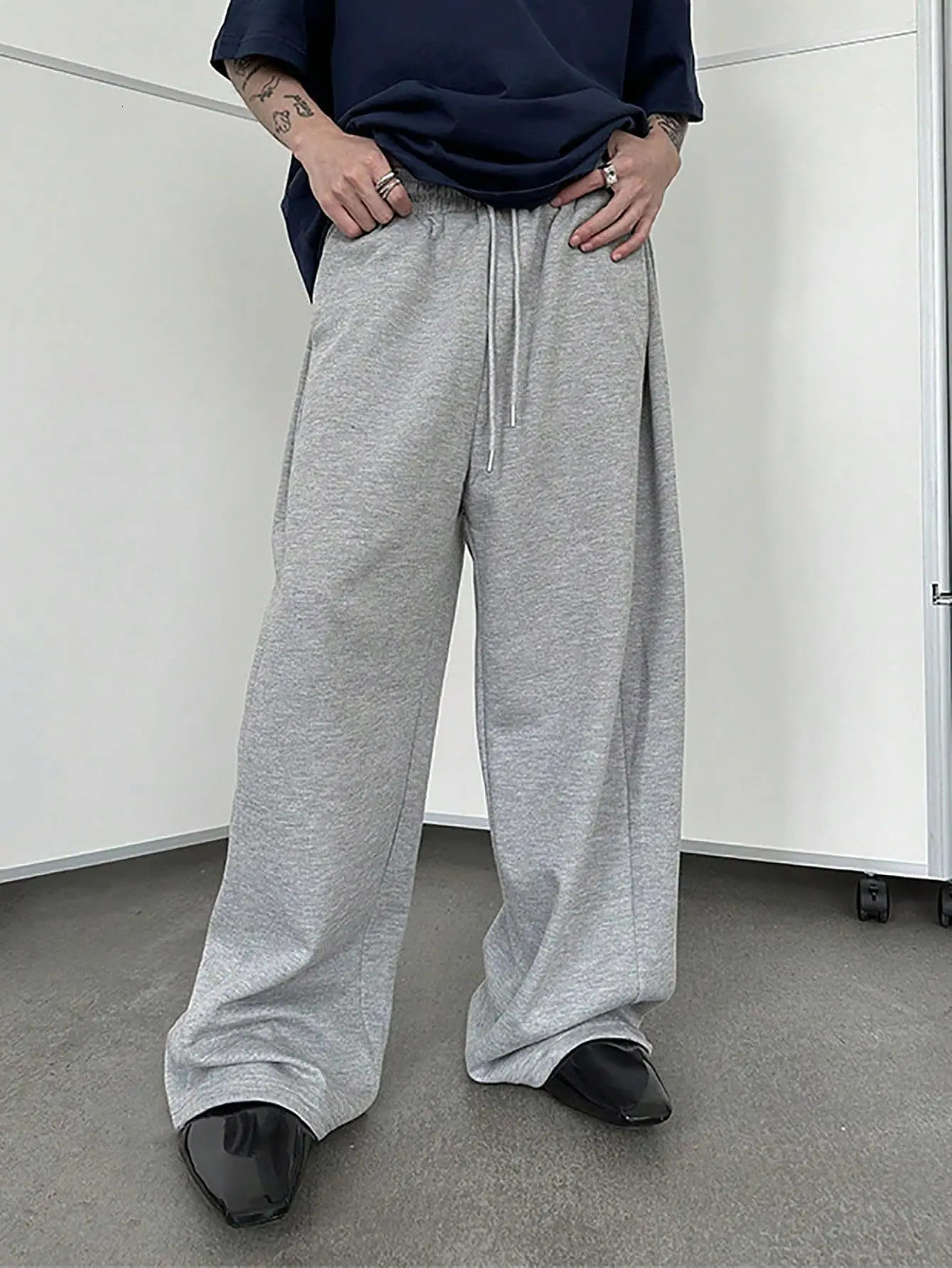 Mens Sweatpants Straight Fit Joggers for Sports and Streetwear Loose Oversized Casual Pant Drawstring Multipocket Men Long Pant 251024 - view 3