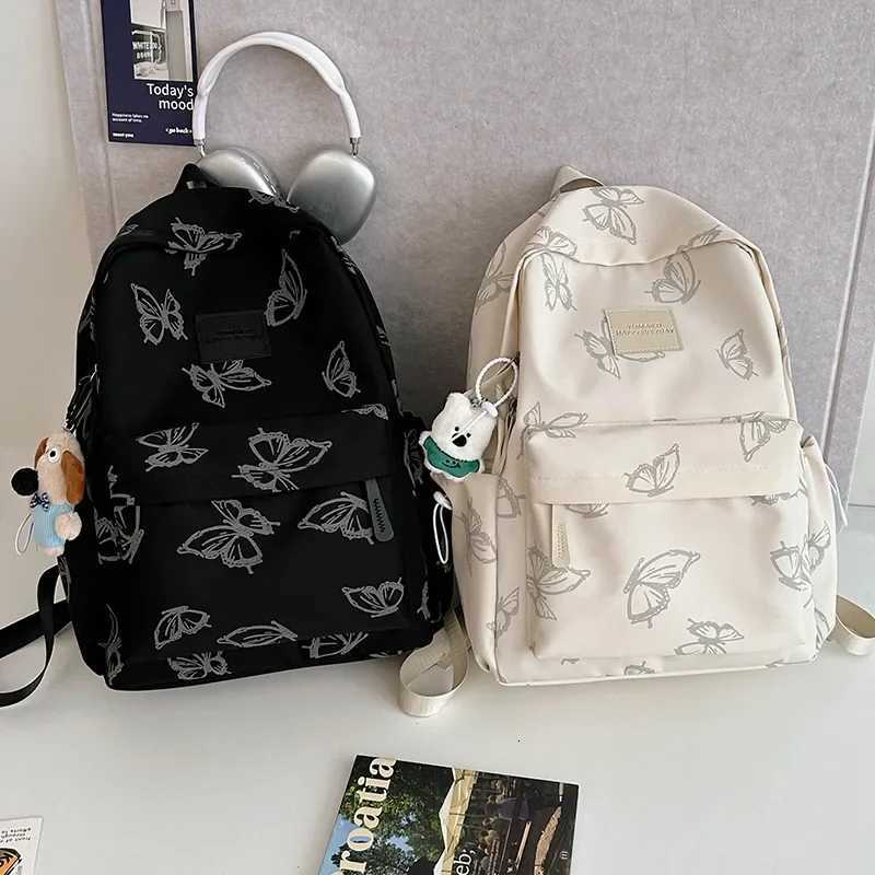 Simple Large Capacity Backpack Stylish Laptop Backpack Cute Girl Travel Backpack Outdoor Mountaineering Bag Christmas Gifts W251025