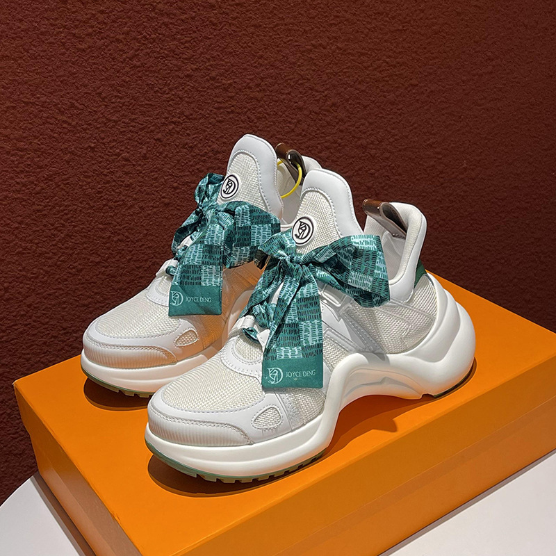 Free shipping sneakers with brown pattern detail chunky sole lace up design comfortable non-slip trendy versatile fashion sports casual shoes woman sh