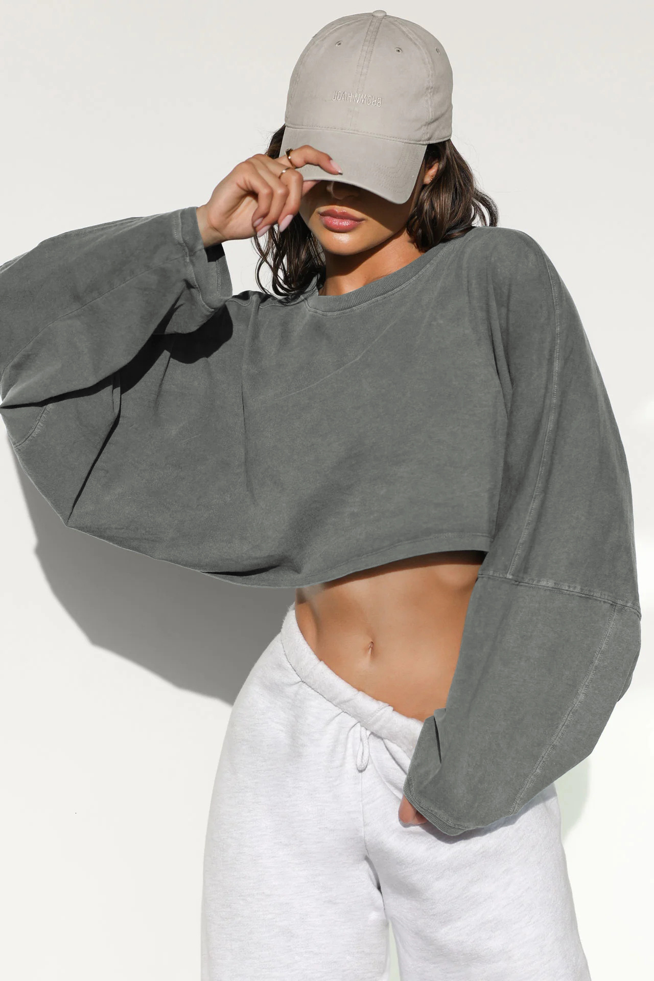 2025 Vintage Sweatshirt Autumn Winter Trendy Women's Long Sleeve Short Knit Top Sports Yoga Shirt